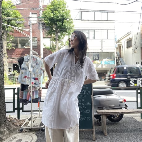 [USED] vintage WHITE 2way 襟付き 刺繍 O/P