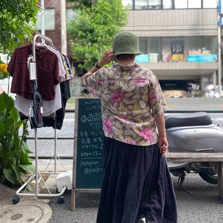 ハイビスカス🌺オープンカラーシャツ