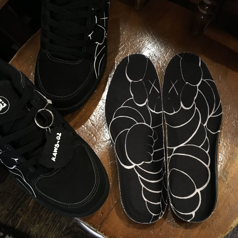 DEADSTOCK!] ✖️✖️ '02 KAWS × DC SHOE [US7] | g