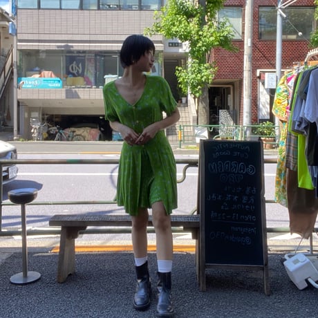 [USED]グリーン小花柄ロンパース