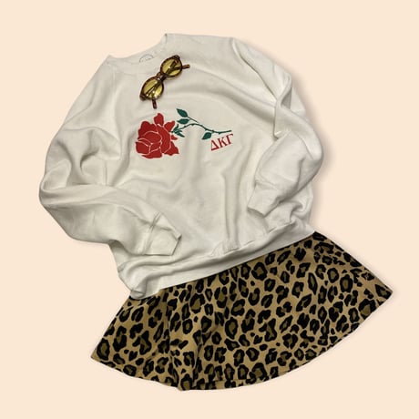 [USED] ROSE PRINT SWEAT🌹