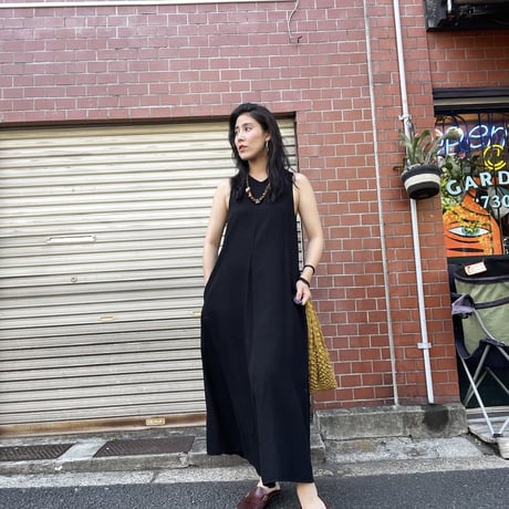 [USED] BLACK Simple ノースリーブ O/P