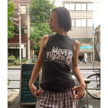 [USED]”Mr.V’sFigure8”Cut Off Tee