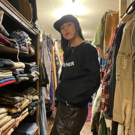 [USED]"HANG IN THERE" good message sweat 🖤