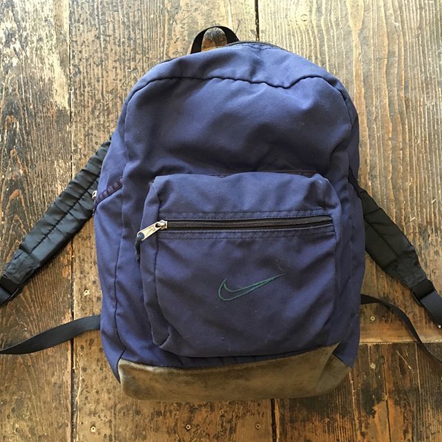 激レア美品✨OLD Nike back pack 2001's ナイキ リュック レア] OLD Nike back pack2001's リュック黄色 00s nike backpack