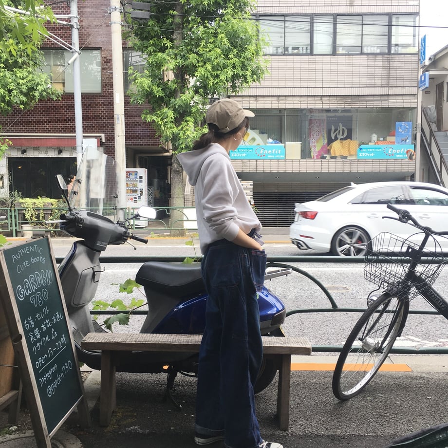 5b25f9565496ff29a600179f