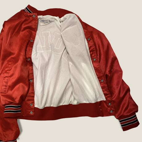 [USED] "BULLS" RED スタジャン