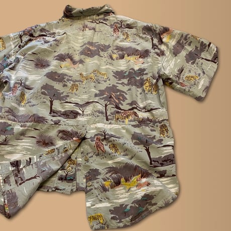 サファリ柄シャツ🐅