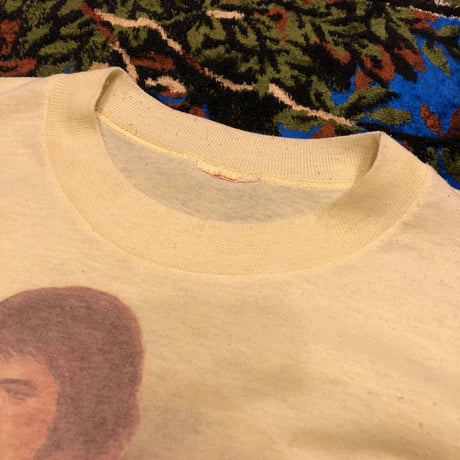 [USED] YELLOW♡ VINTAGE ELVIS Tee