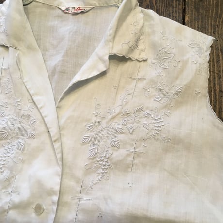 [USED] 刺繍入りリネンシャツ