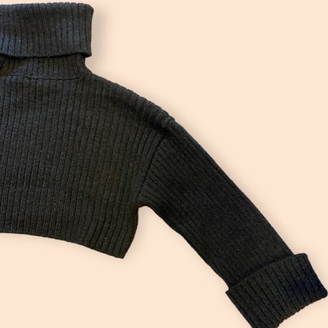 [USED] ショート丈 デザインニット