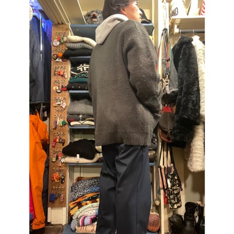 [USED] UNKNOWN KNIT CARDIGAN