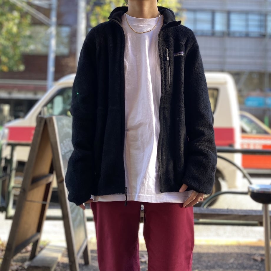61b9c600b8979f32841afab2