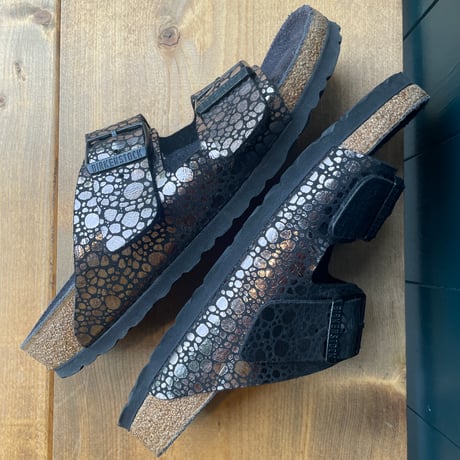 [USED] BIRKENSTOCK ✨ メタリック ARIZONA
