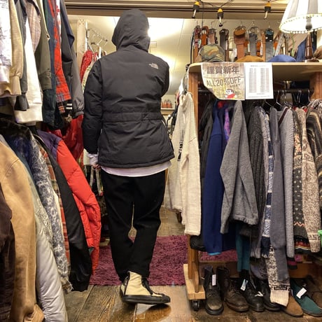 [USED] TNF ベルト付きダウン