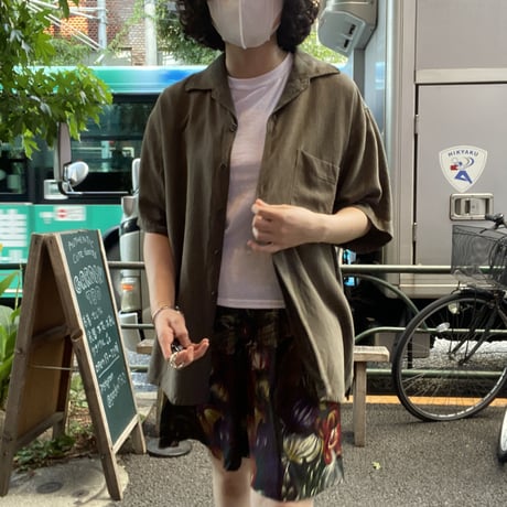[USED] さらさらVISCOSE✨半袖カーキシャツ