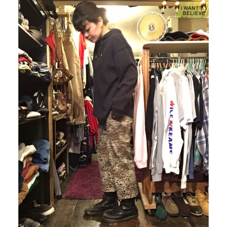 [USED] レオパード柄はんぱ丈パンツ