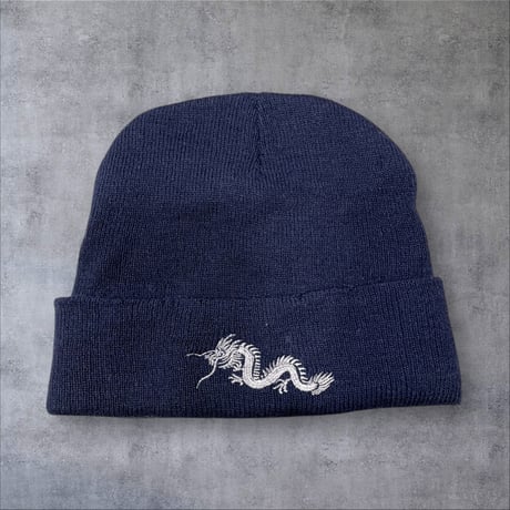 [USED] ドラゴン刺繍　ビーニー