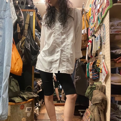 [USED] 真っ白🤍チャイナシャツ