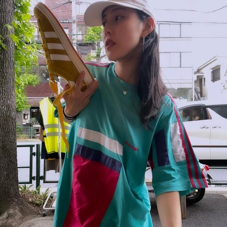 [USED]adidas colorful pattern Tee
