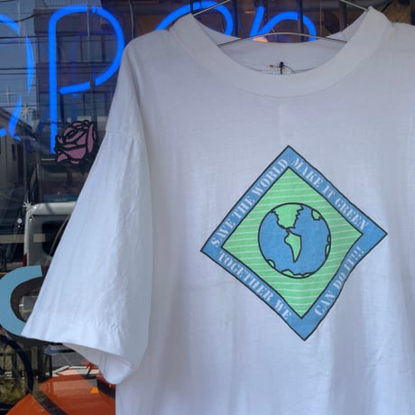 [USED] Save the world🌏Tee