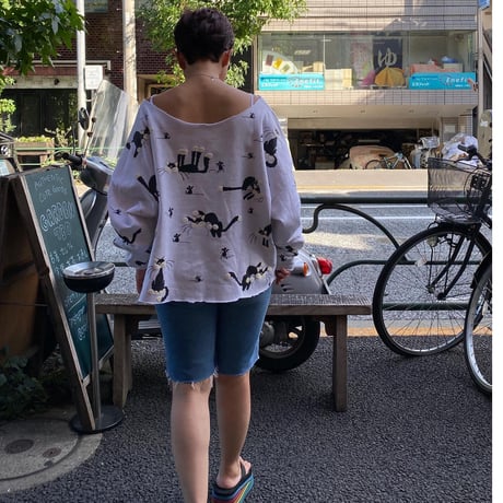 [USED] クロネコ発泡プリントSWEAT🐈‍⬛