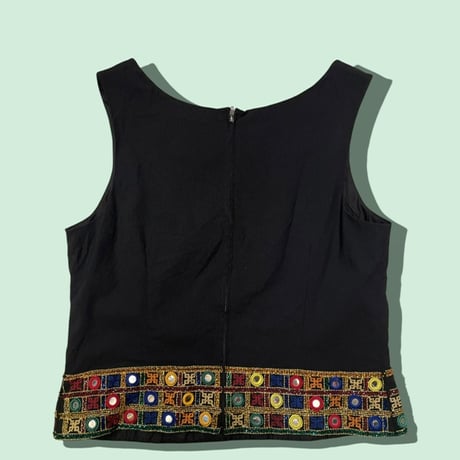 [USED]ミラーワーク刺繍ノースリーブトップス