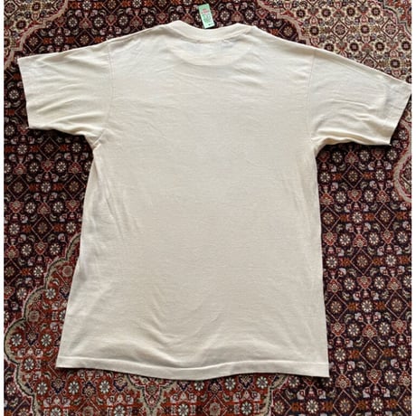 [USED] 80‘s  Hanes プリント Tee 💜