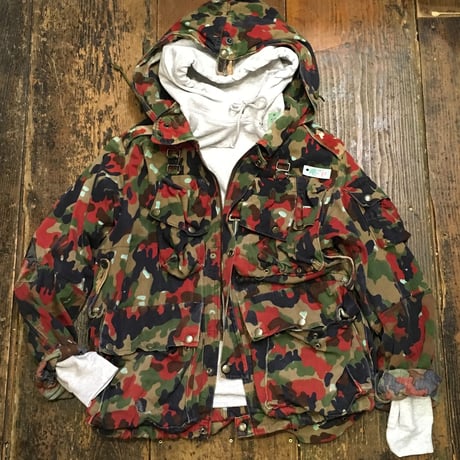 [USED] vintage Switzerland マウンテン CAMO JKT