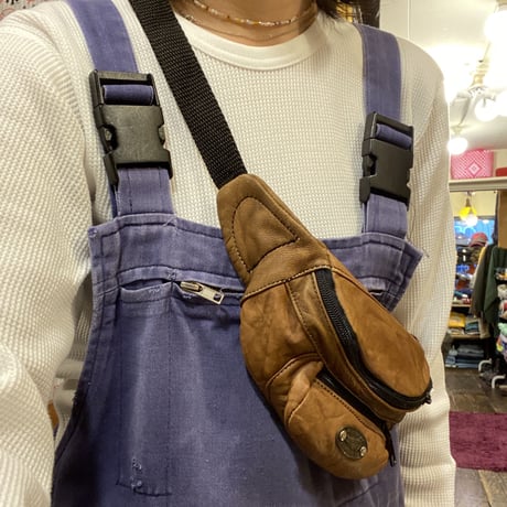 [USED] レザーのウエストPOUCH
