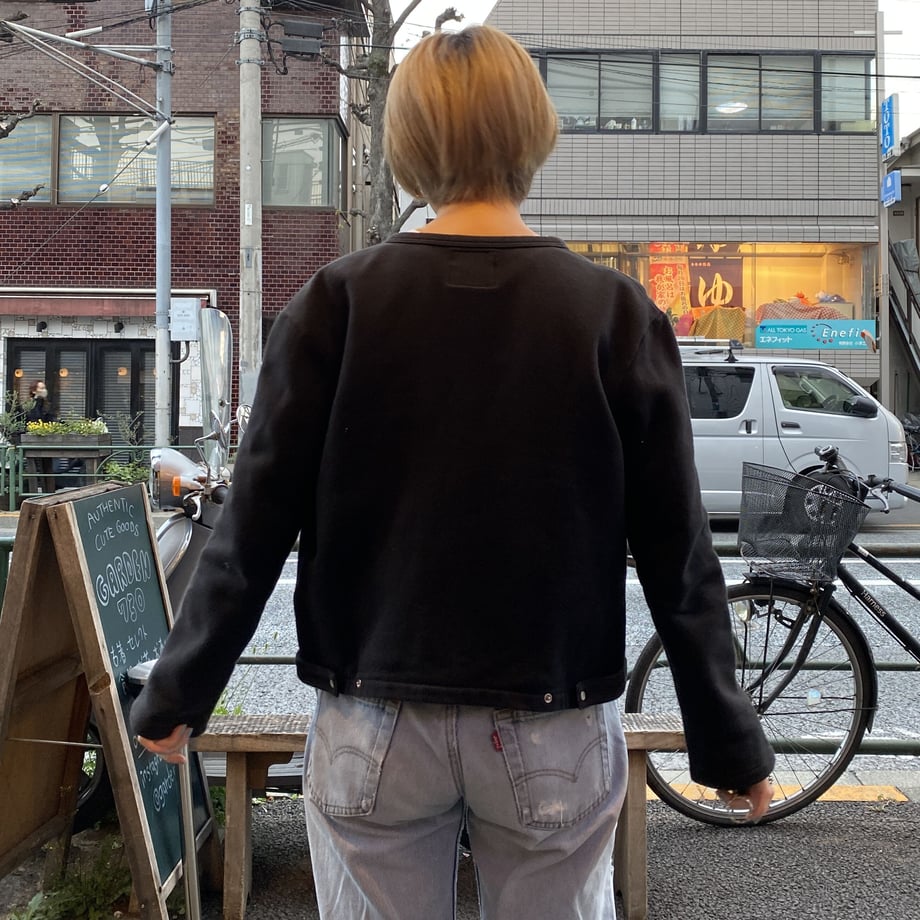 606ebd441e746b0a976112d4