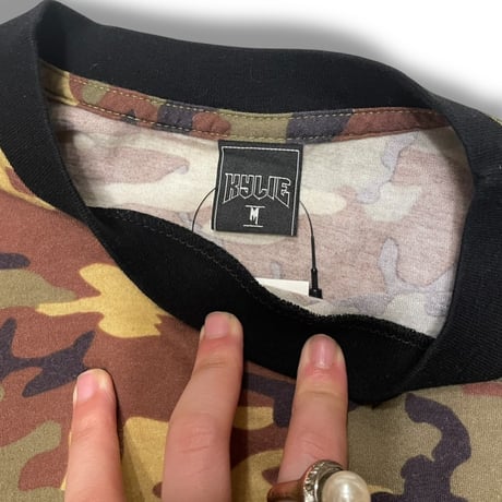 [USED] "Kylie jenner" CAMOTee