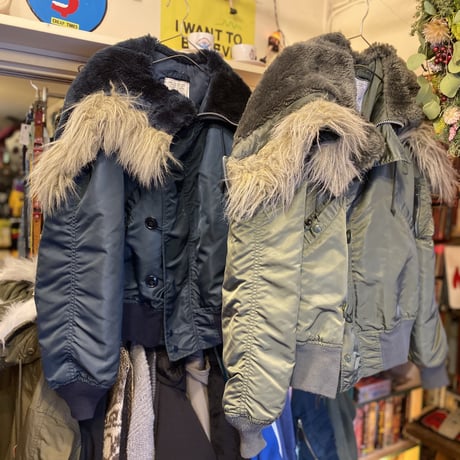 [USED]  OLD N-2B JKT made in USA.  NAVY