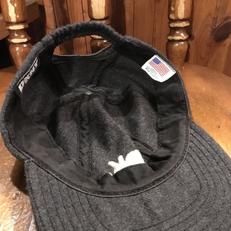 [USED] DKNY  6パネル WOOL  CAP!