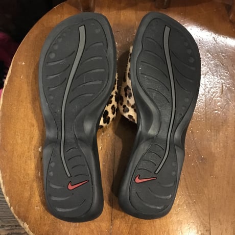 [USED] NIKE レオパード ハラコ サンダル