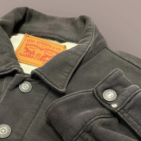 [USED] Levis BLACK SWEAT JKT
