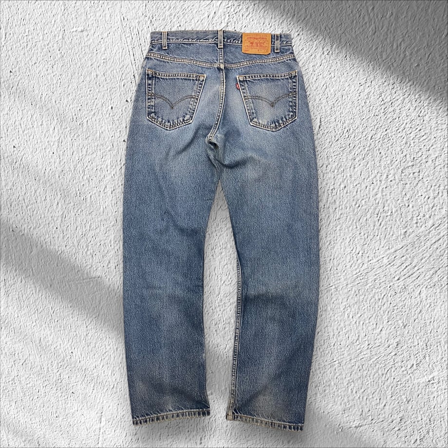 650ac1376c50d704cb41b597