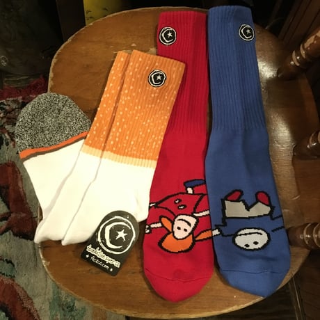 [FOUNDATION] CIGARETTE TALL  SOCKS