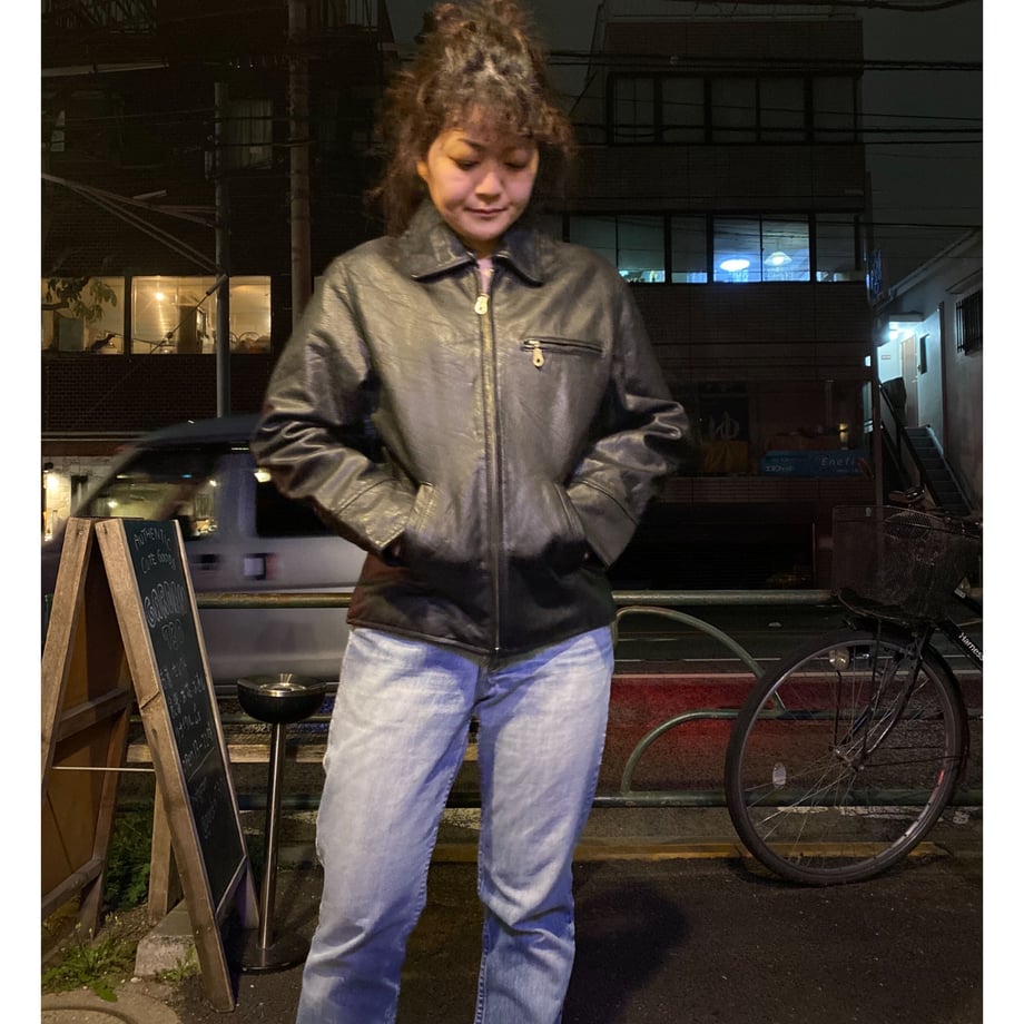 6055d0959dbfee34584a2efd