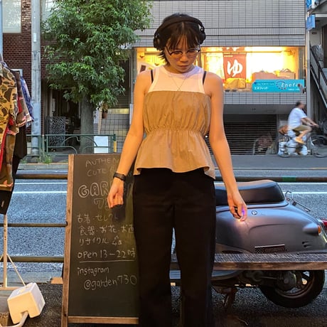 [USED] サラサラ素材のBEIGEビスチェ