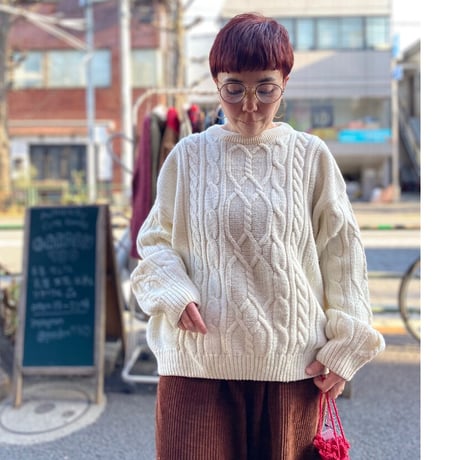 [USED] White🤍ケーブル ニット