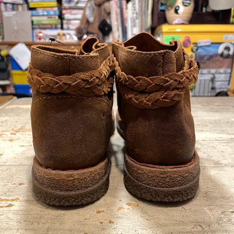 [USED] ”BORN” ヌバック チャッカブーツ