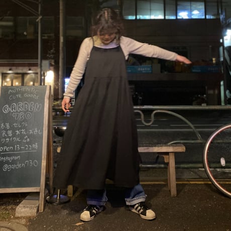 [USED] 黒ストラップワンピース