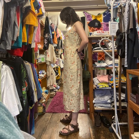 [USED] HONGKONG made 和花柄OP