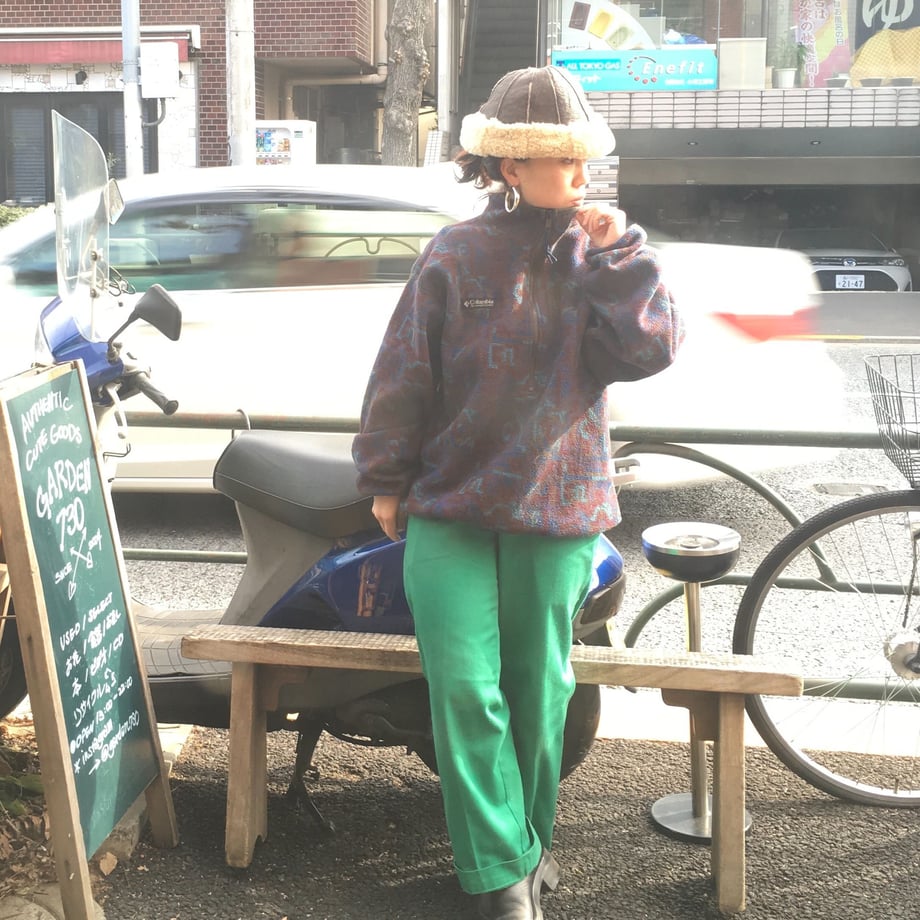 5c230ae1c3976c195ceed7e2
