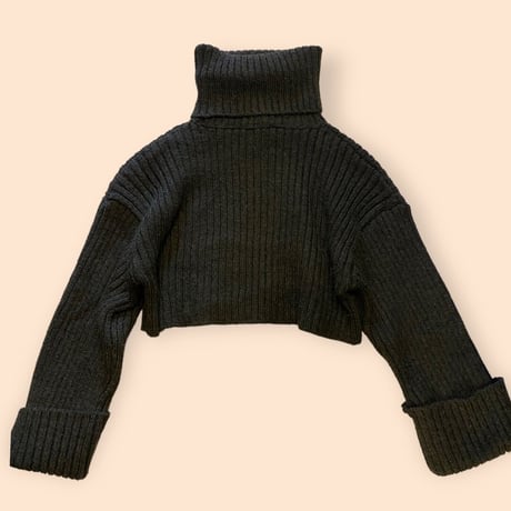 [USED] ショート丈 デザインニット