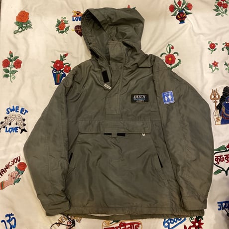 [USED]  "bitch skate boards"プルオーバーJKT