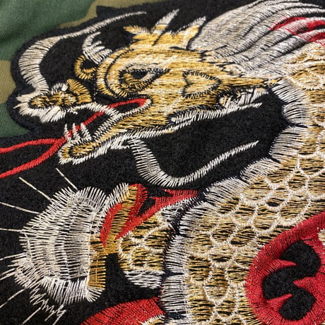 [USED] カモ柄 ドラゴン🐉ベスト