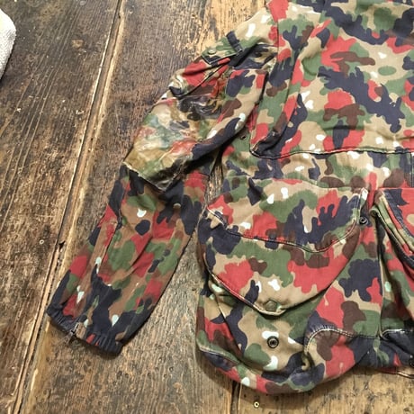 [USED] vintage Switzerland マウンテン CAMO JKT
