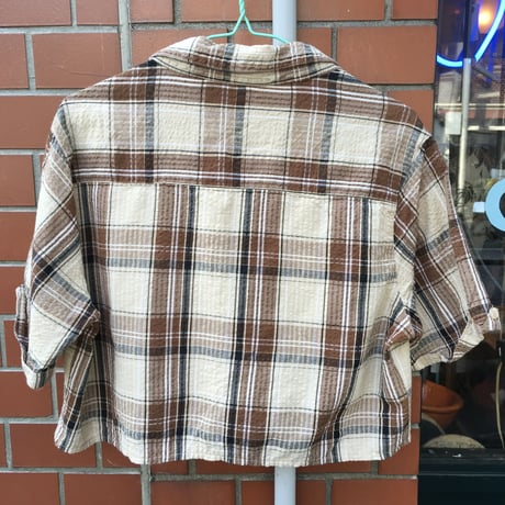 [USED] ショート丈 サラサラシャツ
